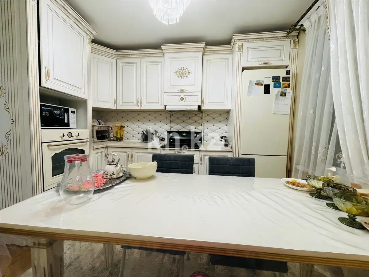 Продажа 4-комнатной квартиры, 87.5 м², мкр-н Мамыр-1, дом  8 в Алматы - фото 3