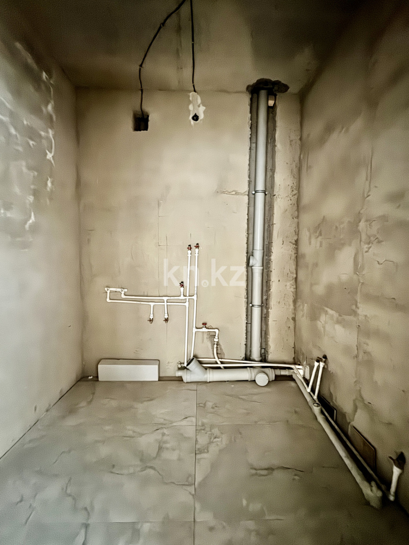 Продажа 2-комнатной квартиры, 63 м², 067 учетный квартал, дом  502 в Караганде - фото 27