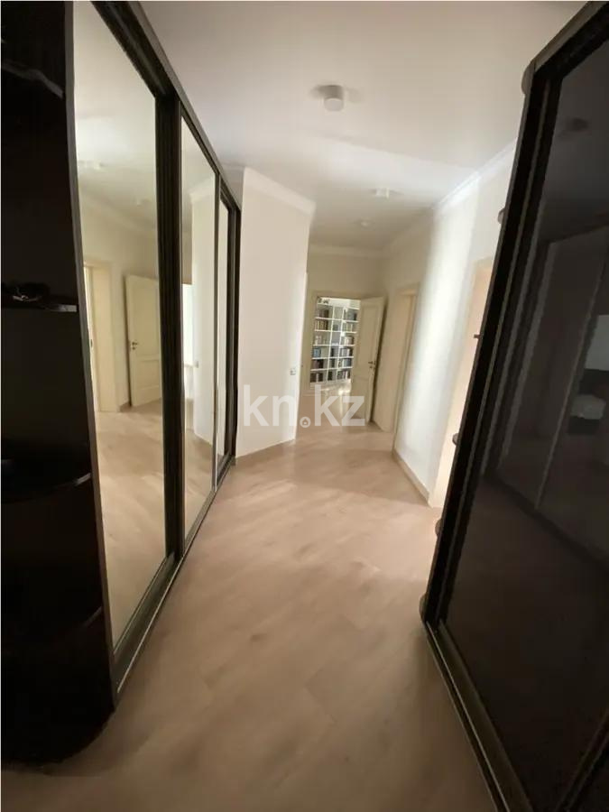 Продажа 3-комнатной квартиры, 97 м², ул. Сатпаева, дом  30а в Алматы - фото 7