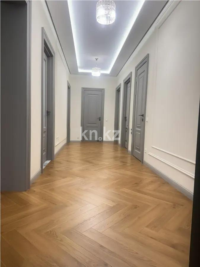 Продажа 4-комнатной квартиры, 130 м², ул. Тургута Озала, дом  194 в Алматы - фото 8