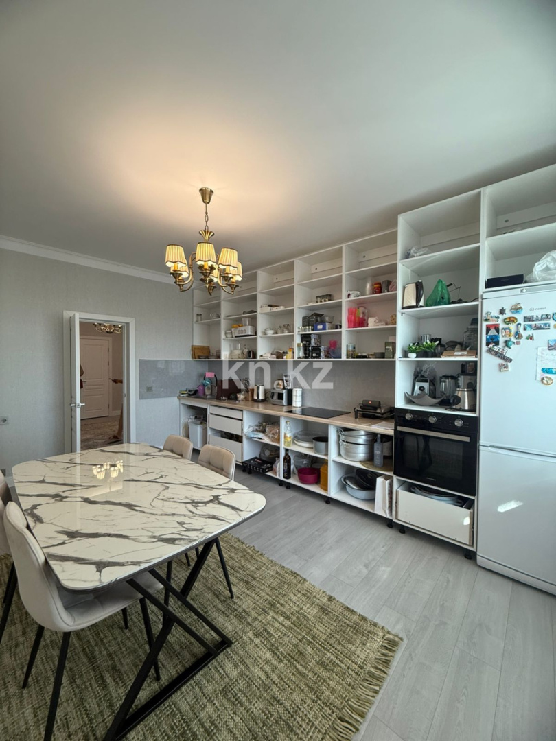 Продажа 3-комнатной квартиры, 112 м², ул. Кунаева в Астане - фото 7