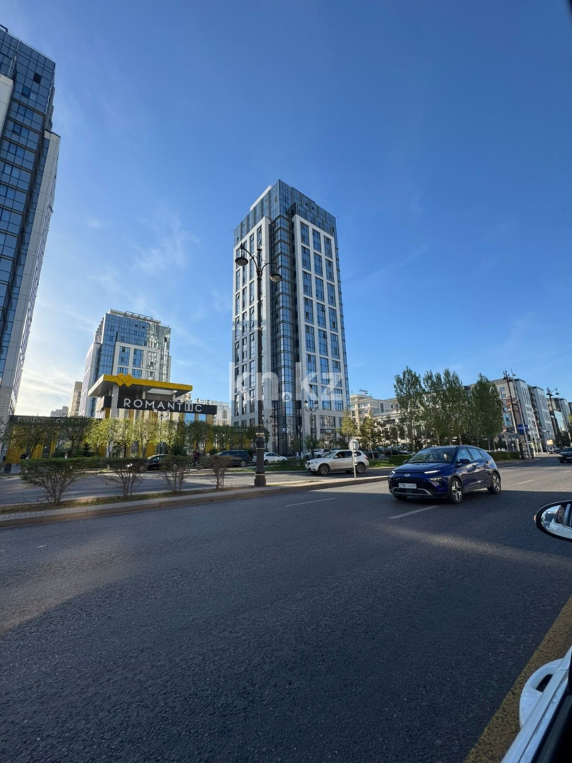 Продажа 4-комнатной квартиры, 123 м² в Астане