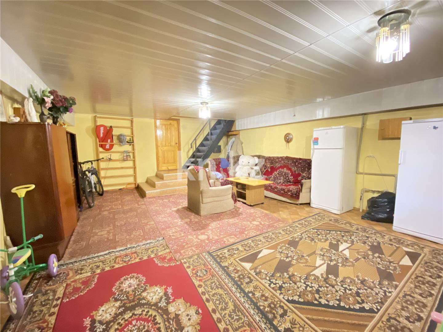 Продажа 7-комнатного дома, 372 м², ул. Аманжолова в Караганде - фото 28