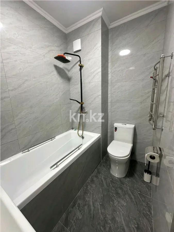 Продажа 3-комнатной квартиры, 75 м², мкр-н 12, дом  26 в Алматы - фото 4