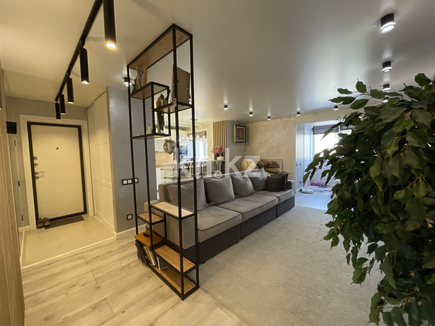 Продажа 3-комнатной квартиры, 80 м² в Усть-Каменогорске - фото 3