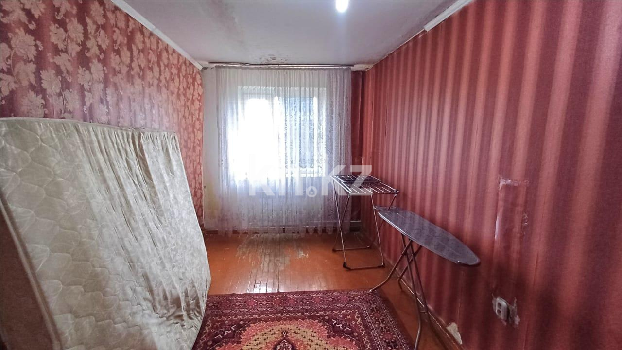 Продажа 3-комнатной квартиры, 61 м², мкр-н 14 в Караганде - фото 3