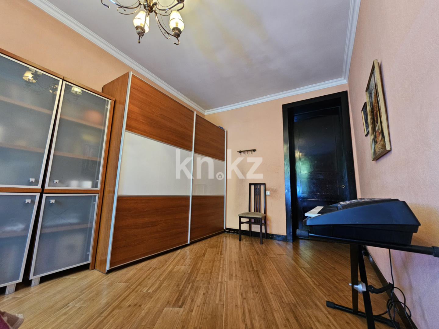 Продажа 3-комнатной квартиры, 80.7 м², ул. Желтоксан в Алматы - фото 18