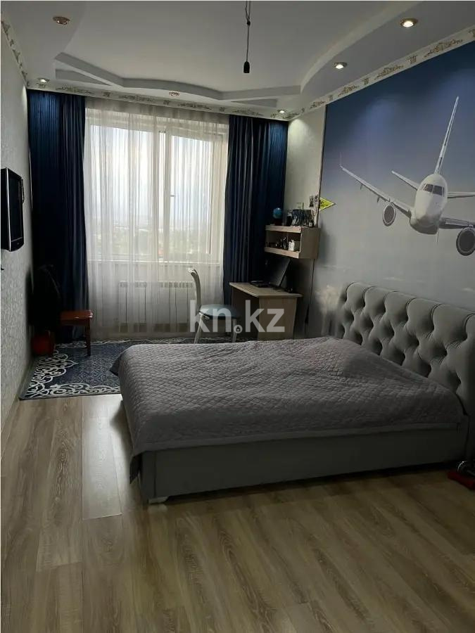 Продажа 4-комнатной квартиры, 158 м², мкр-н Мамыр-7, дом  21 в Алматы - фото 2