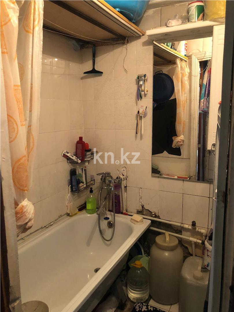 Продажа 2-комнатной квартиры, 47 м², мкр-н 16 в Караганде - фото 9