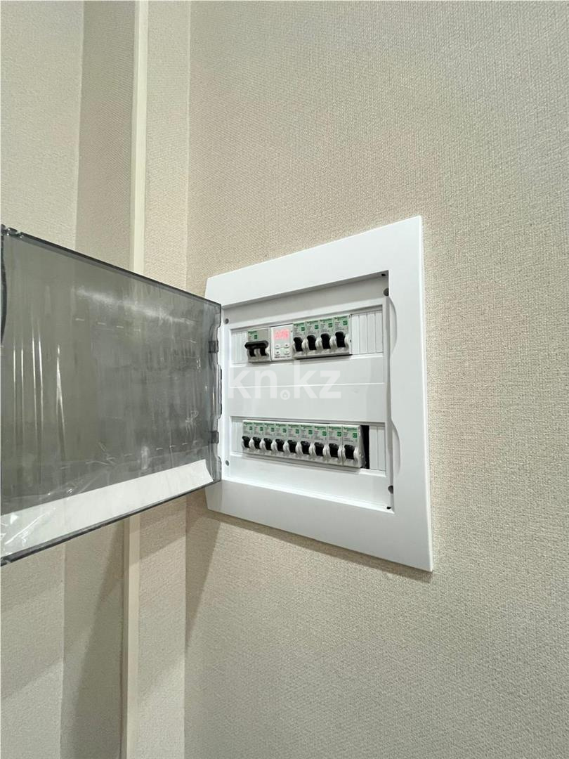 Продажа 1-комнатной квартиры, 43 м², ул. Дюсембекова, дом  83/1 в Караганде - фото 11