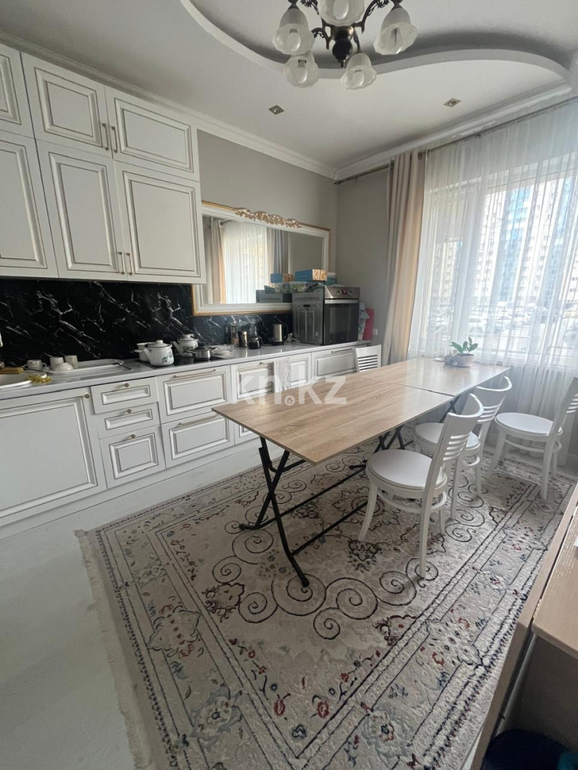 Аренда 3-комнатной квартиры, 86 м² в Астане