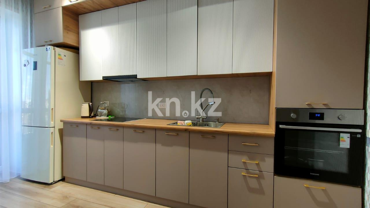 Продажа 2-комнатной квартиры, 60 м², ул. Муканова в Караганде - фото 10