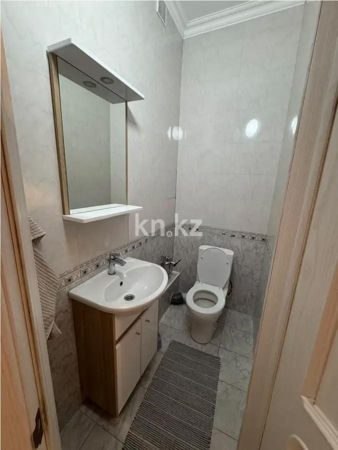 Продажа 2-комнатной квартиры, 70 м² в Алматы - фото 4