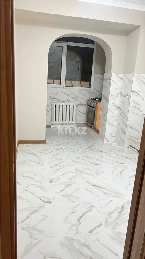 Продажа 3-комнатной квартиры, 70 м², ул. Кунаева, дом  49 в Алматы - фото 2