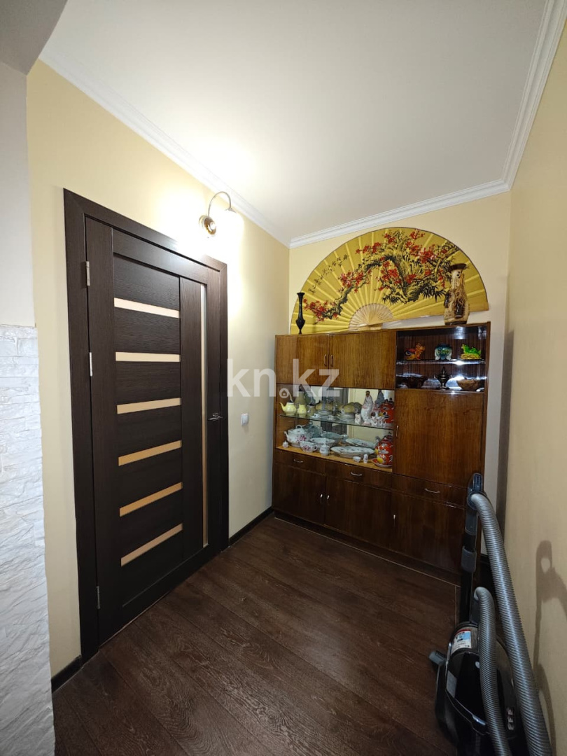 Продажа 4-комнатной квартиры, 85 м² в Караганде - фото 15