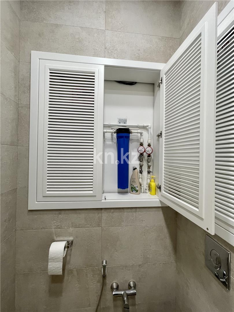 Продажа 3-комнатной квартиры, 82 м², мкр. Гульдер-1, дом  1/4 в Караганде - фото 22