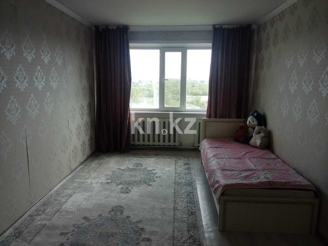 Продажа 3-комнатной квартиры, 61 м², мкр-н 15, дом  1 в Караганде - фото 3
