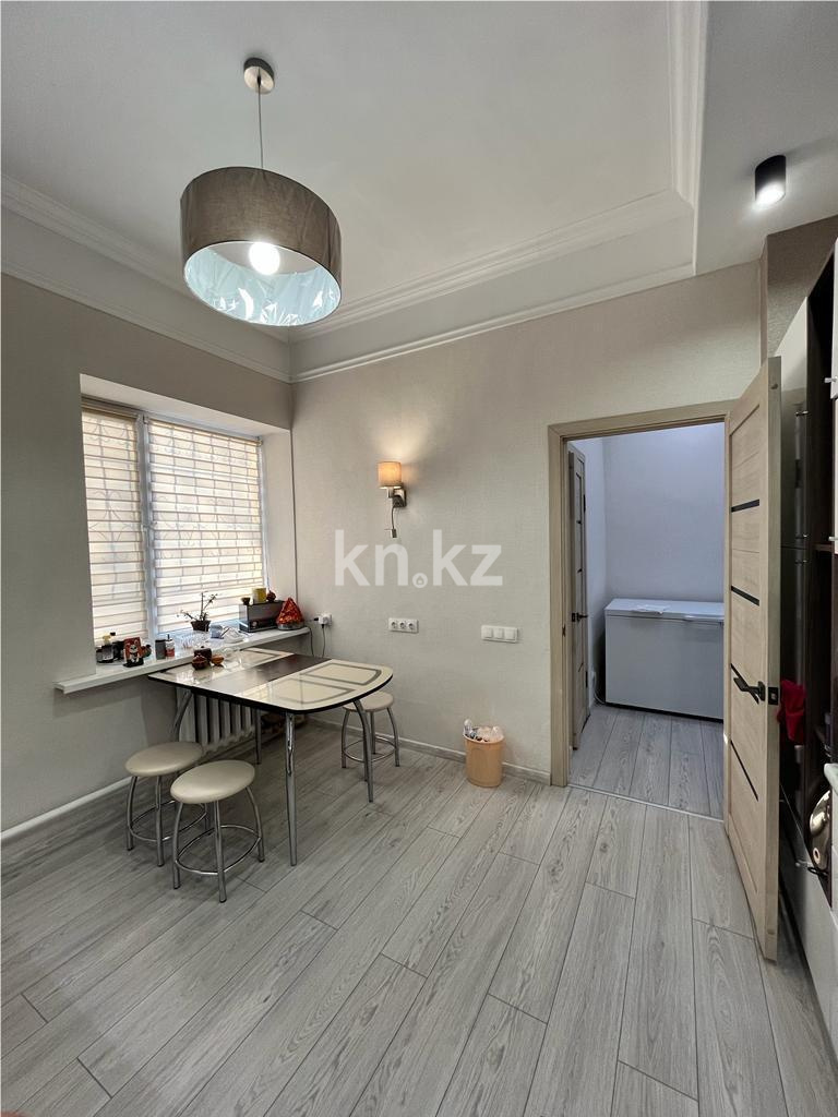 Продажа 5-комнатного дома, 210 м², ул. Мынбаева, дом  106 в Караганде - фото 16