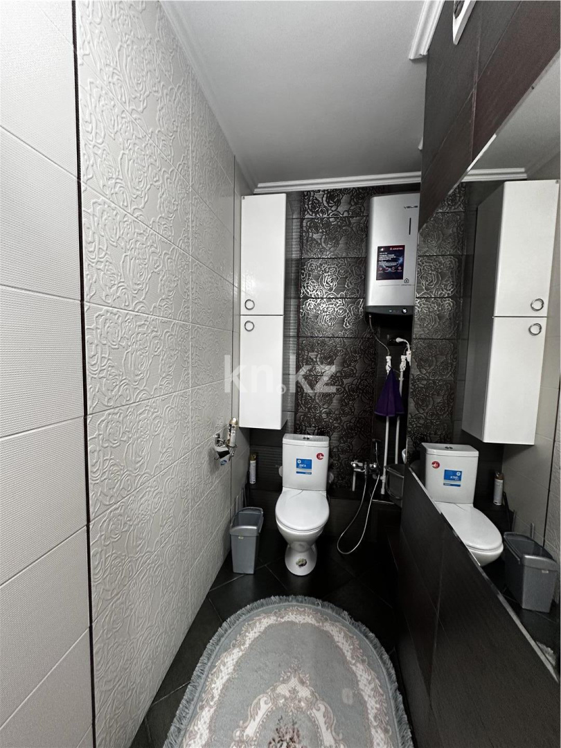 Продажа 3-комнатной квартиры, 90 м², пр. Шахтеров в Караганде - фото 16