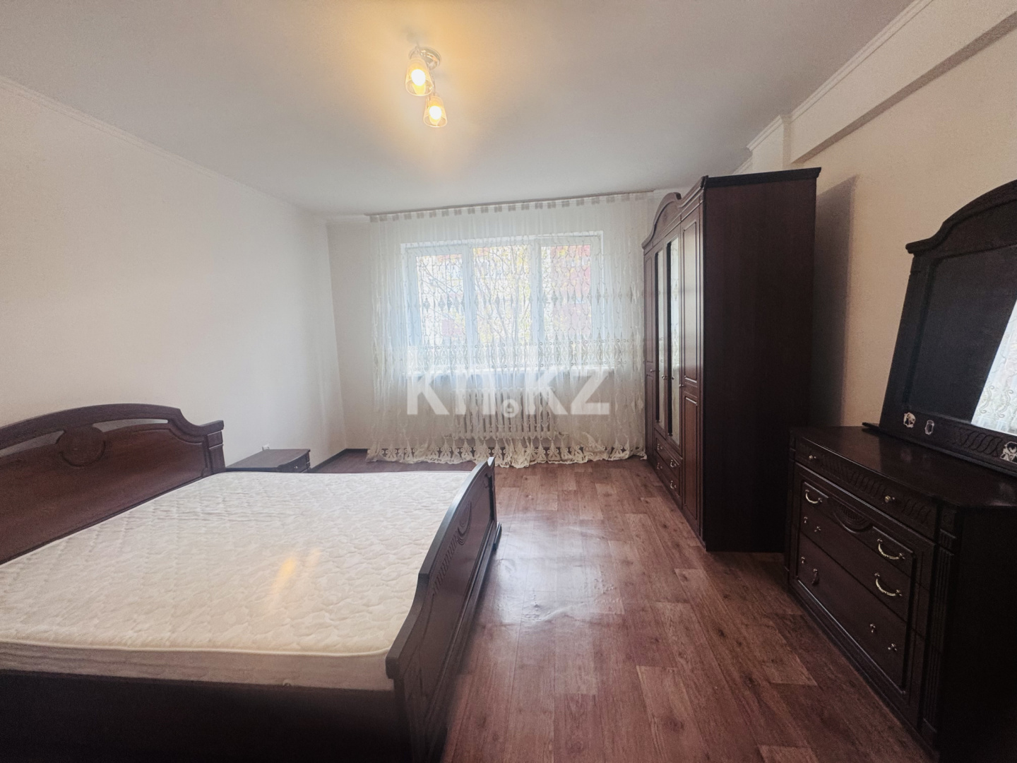 Аренда 3-комнатной квартиры, 116 м², мкр-н Думан-2, дом  18 - Ул Халиуллина в Алматы