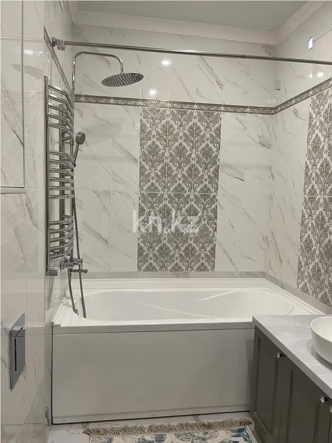 Продажа 4-комнатной квартиры, 133.8 м², ул. Туркестан, дом  28а в Астане - фото 5