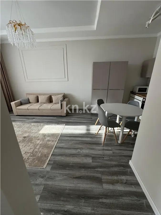 Продажа 1-комнатной квартиры, 45 м², пр. Кабанбай батыра, дом  51 в Астане
