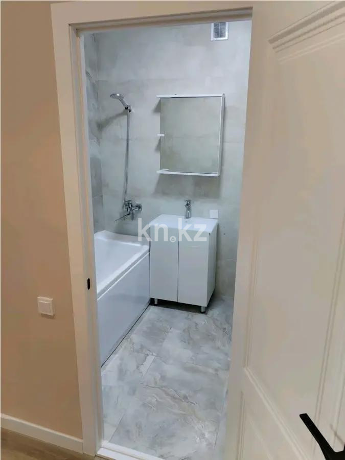 Продажа 1-комнатной квартиры, 47.2 м², ул. Навои, дом  9/1 в Алматы - фото 3