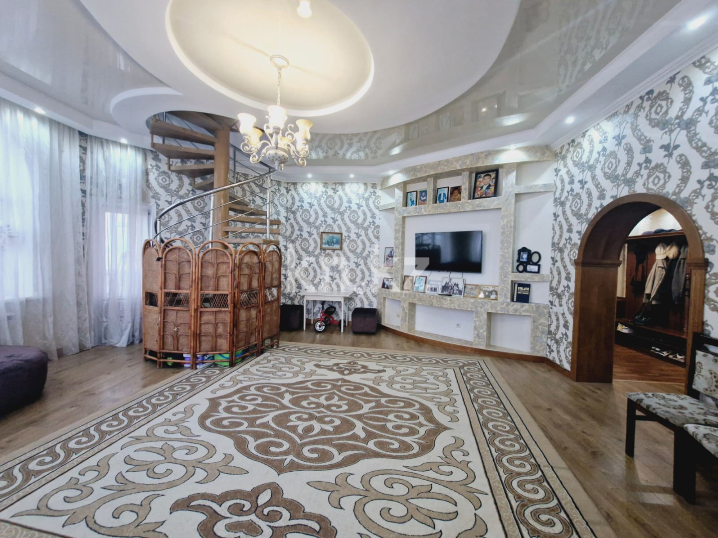 Продажа 5-комнатной квартиры, 197.7 м² в Костанае - фото 18