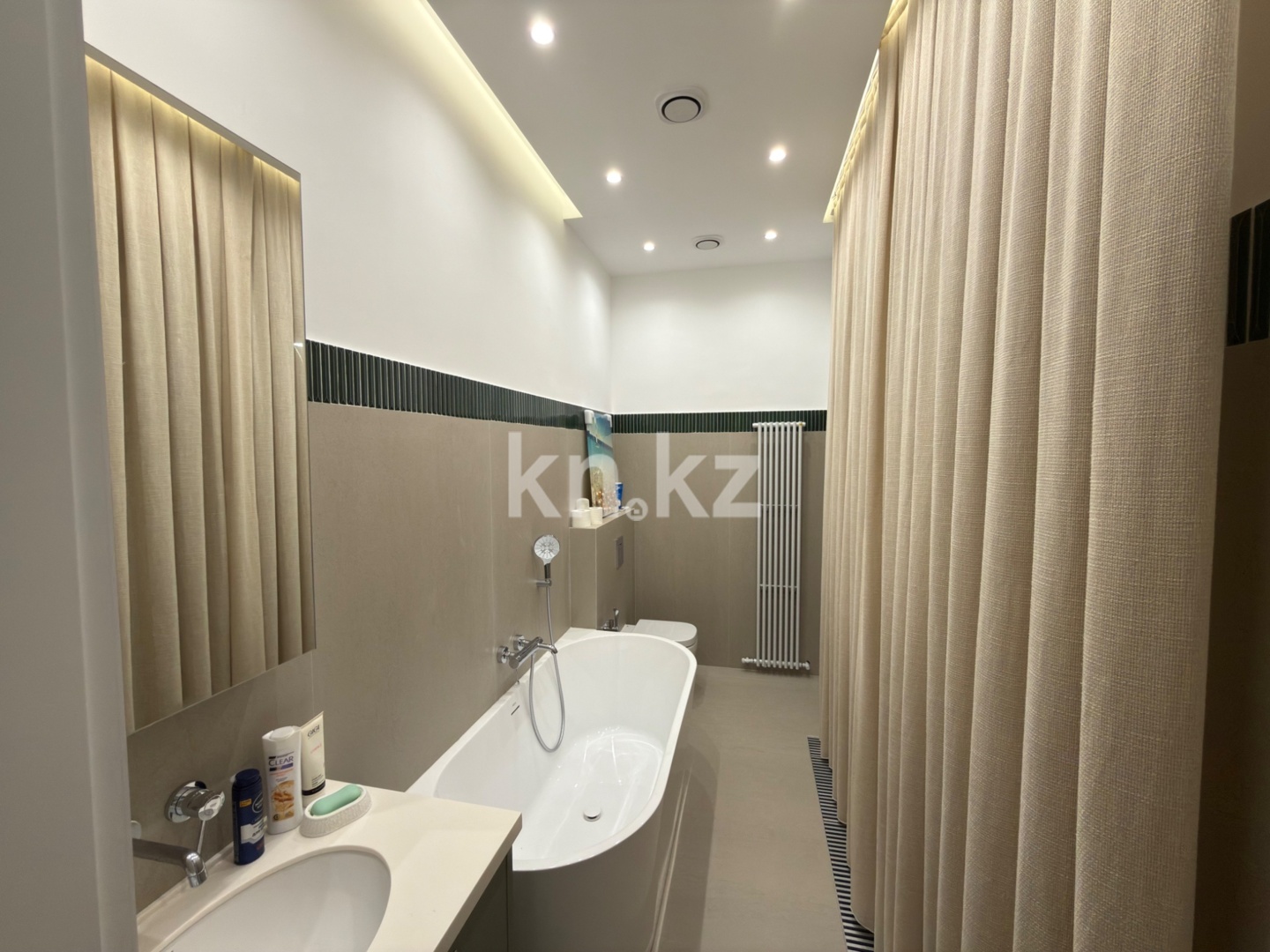 Продажа 5-комнатной квартиры, 237 м² в Алматы - фото 4