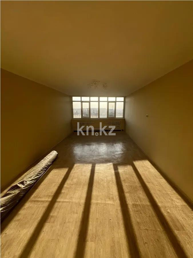 Продажа 2-комнатной квартиры, 70 м² в Алматы