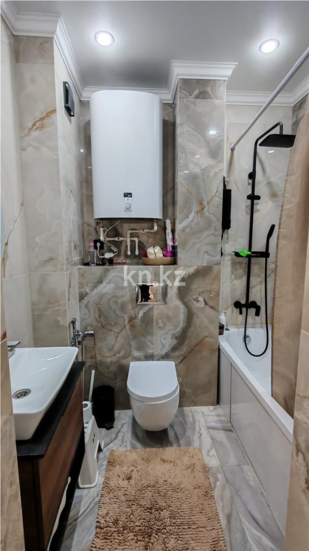 Продажа 3-комнатной квартиры, 97 м², ул. Букетова в Караганде - фото 23