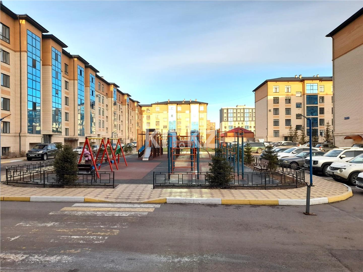 Продажа 3-комнатной квартиры, 94 м², ул. Муканова в Караганде - фото 20