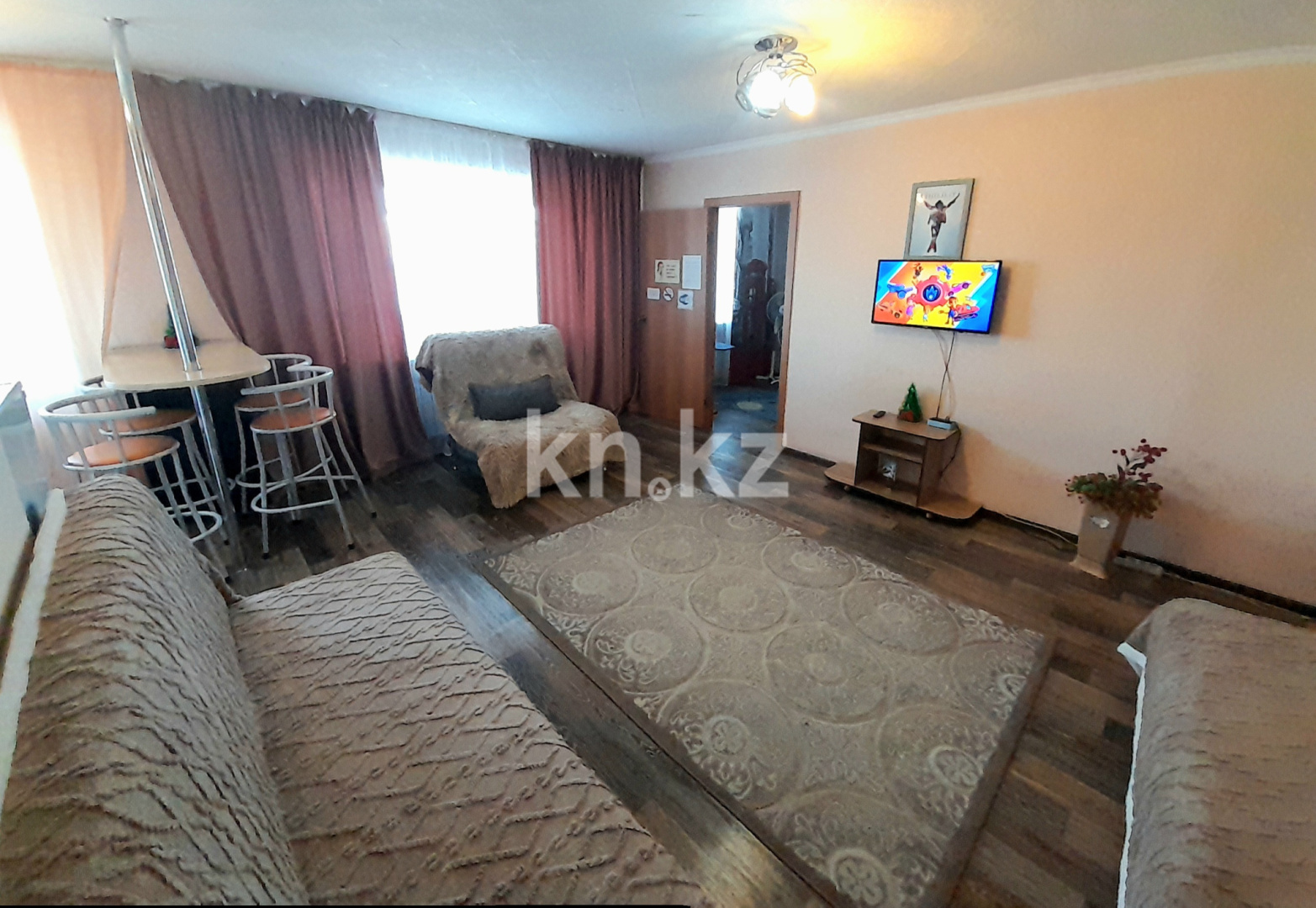 Аренда 2-комнатной квартиры посуточно, 50 м², пр. Ауэзова, дом  49 в Усть-Каменогорске - фото 5