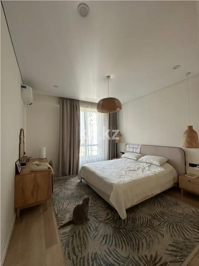 Продажа 3-комнатной квартиры, 79.4 м², пр. Абая, дом  164/9 в Алматы - фото 2