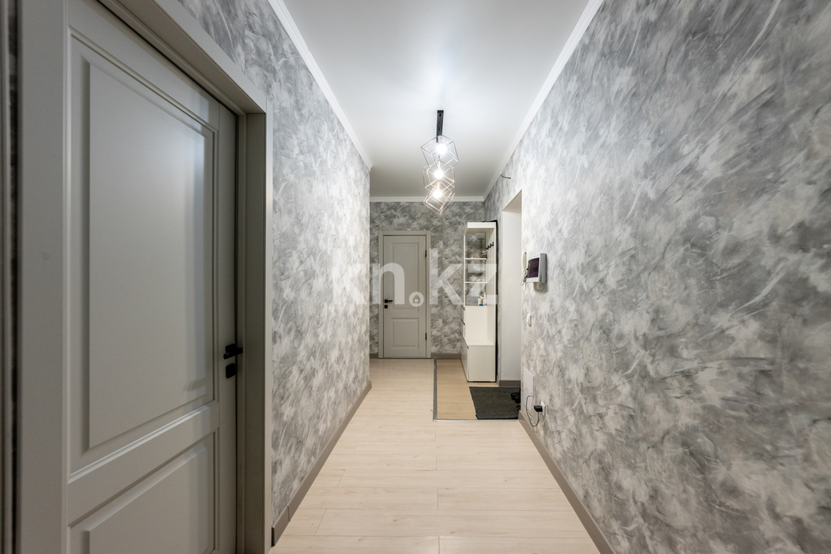 Продажа 2-комнатной квартиры, 56.7 м² в Астане - фото 8