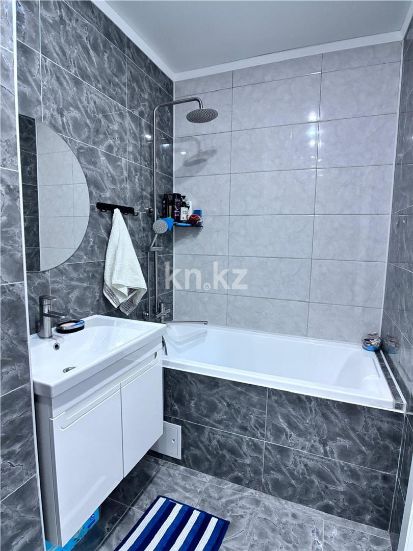 Продажа 3-комнатной квартиры, 72 м² в Караганде - фото 10