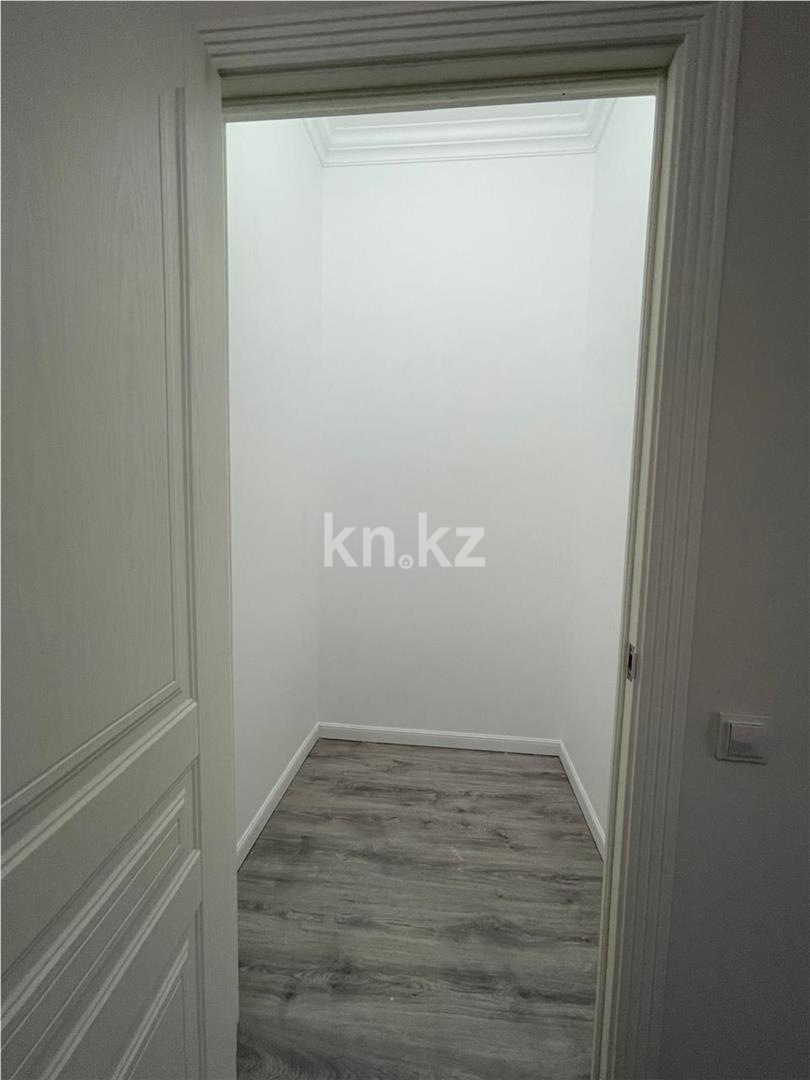 Продажа 1-комнатной квартиры, 42 м², пр. Мангилик Ел в Астане - фото 6