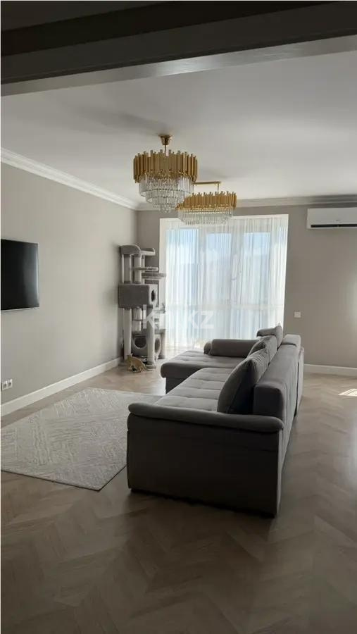 Продажа 4-комнатной квартиры, 110.2 м² в Алматы