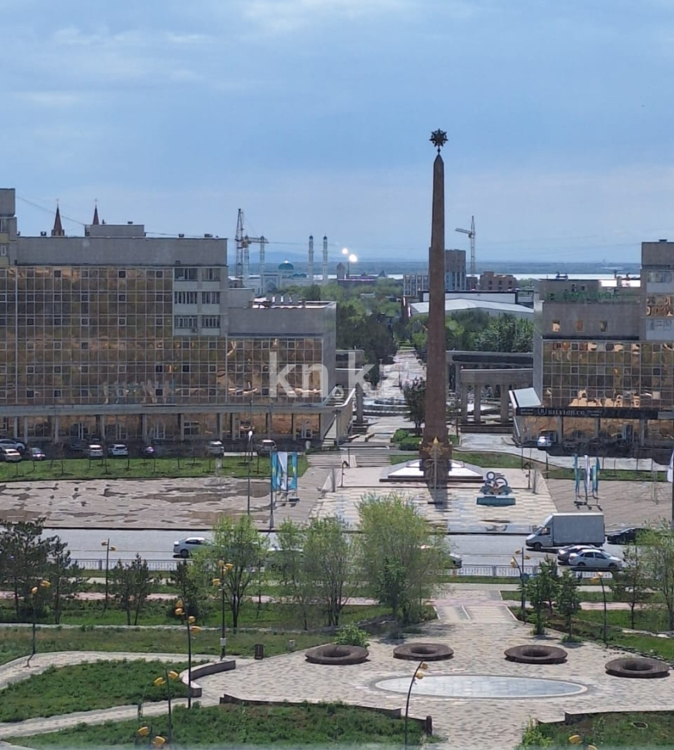 Продажа 3-комнатной квартиры, 90 м², пр. Республики, дом  23/2 в Караганде