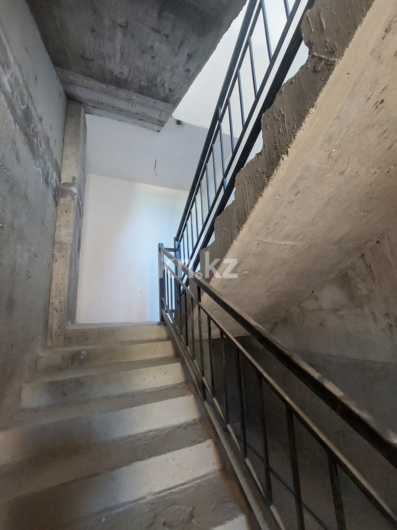 Продажа 1-комнатной квартиры, 52 м², ул. Жандосова, дом  73а в Шымкенте - фото 17