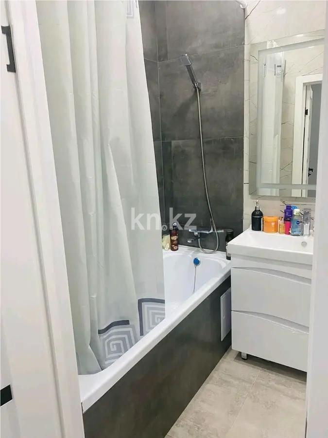 Продажа 1-комнатной квартиры, 40 м², пр. Кабанбай батыра, дом  48/5 в Астане - фото 3
