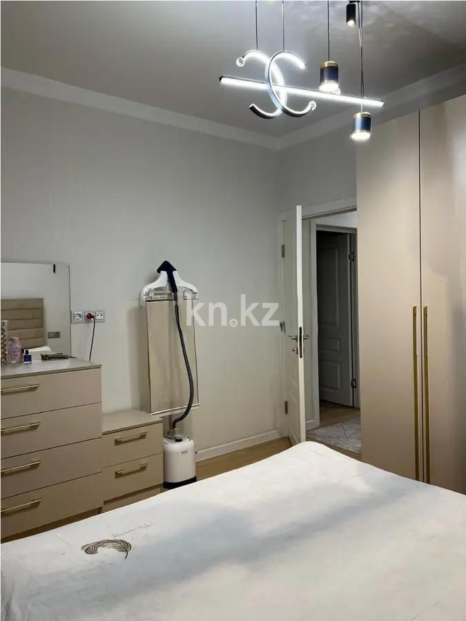 Продажа 3-комнатной квартиры, 80 м², мкр-н Аксай-1, дом  3 в Алматы - фото 3