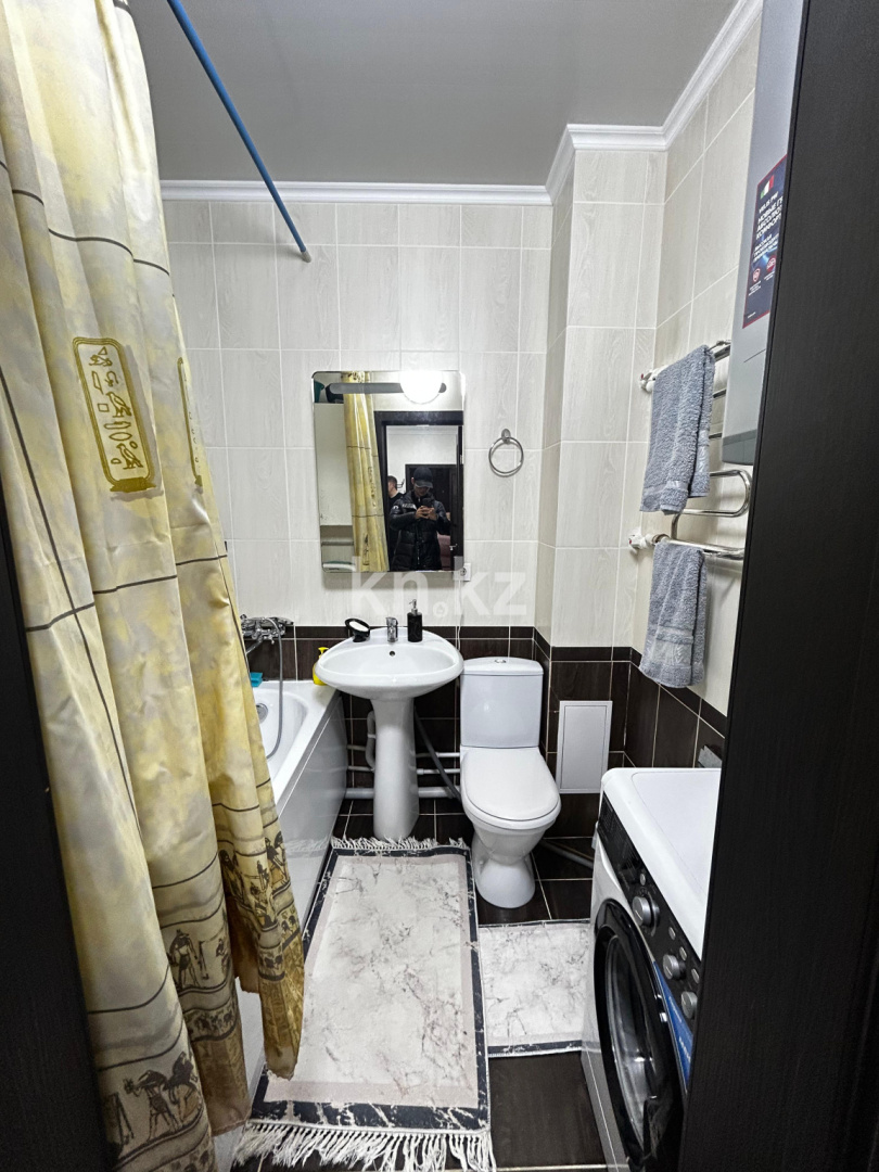 Продажа 2-комнатной квартиры, 60 м², ул. Сарыарка, дом  31 в Караганде - фото 7