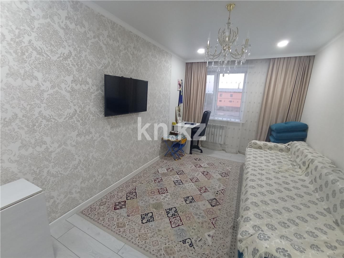 Продажа 2-комнатной квартиры, 60 м² в Караганде
