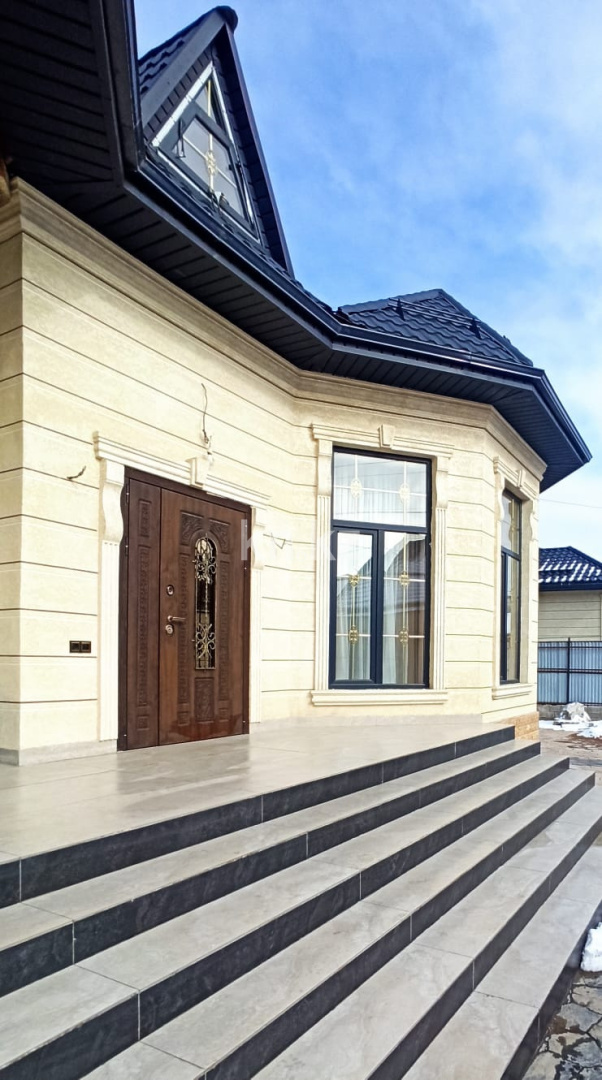 Продажа 5-комнатного дома, 252 м² в Алматы - фото 2