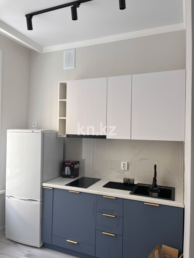 Аренда 2-комнатной квартиры, 55 м² в Астане