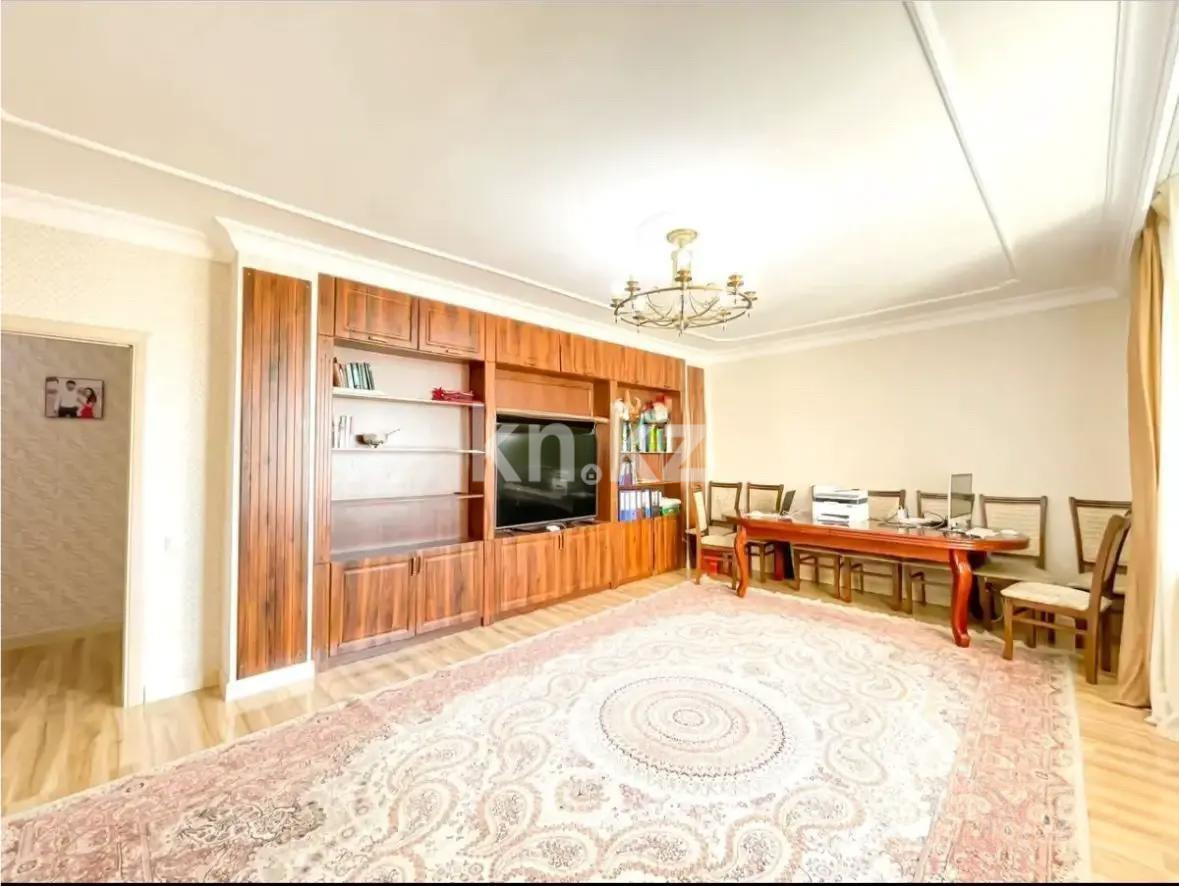 Продажа 3-комнатной квартиры, 100 м², ул. Сыганак, дом  4 в Астане