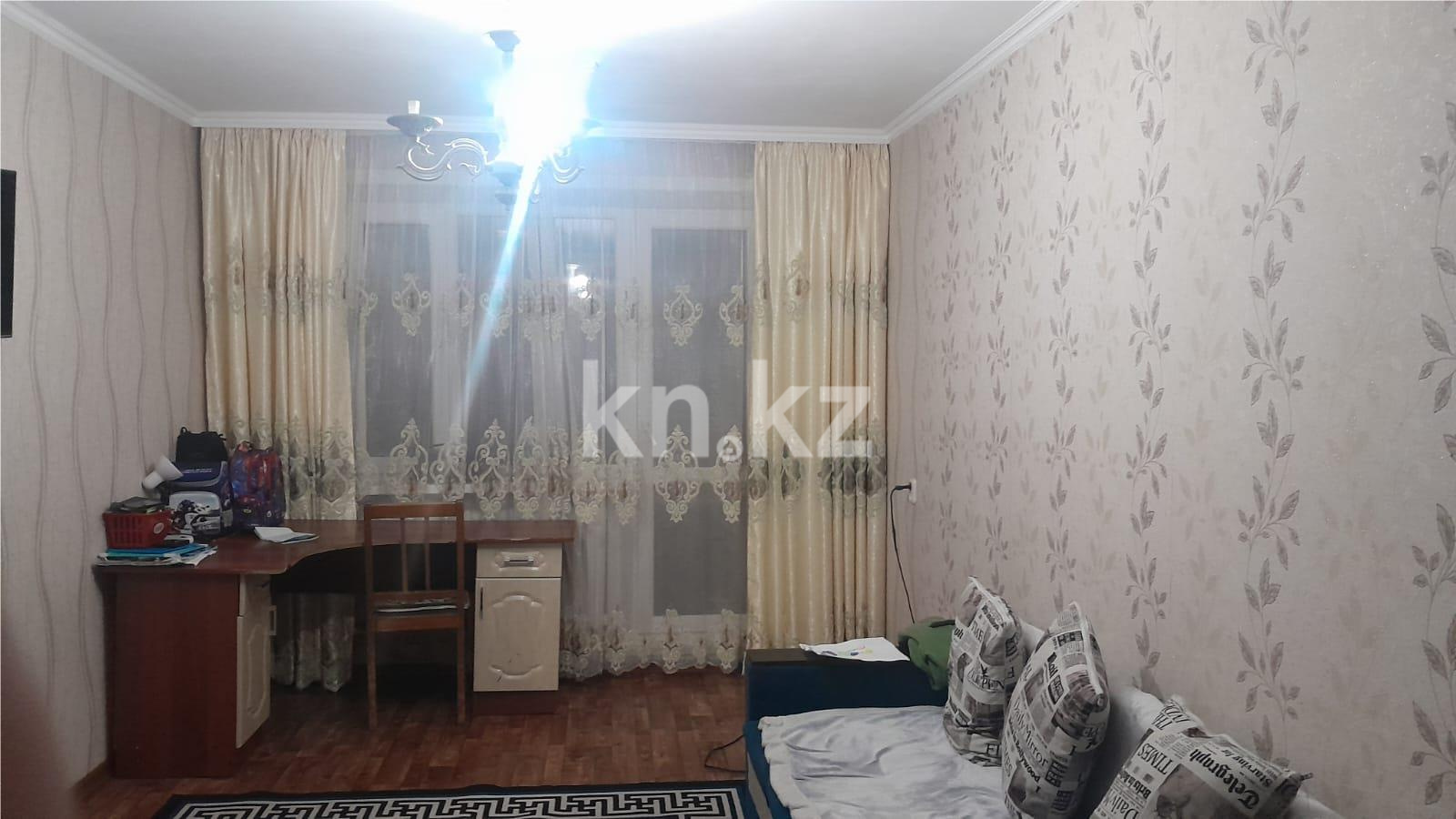 Продажа 3-комнатной квартиры, 63 м², мкр. Восток-2 в Караганде