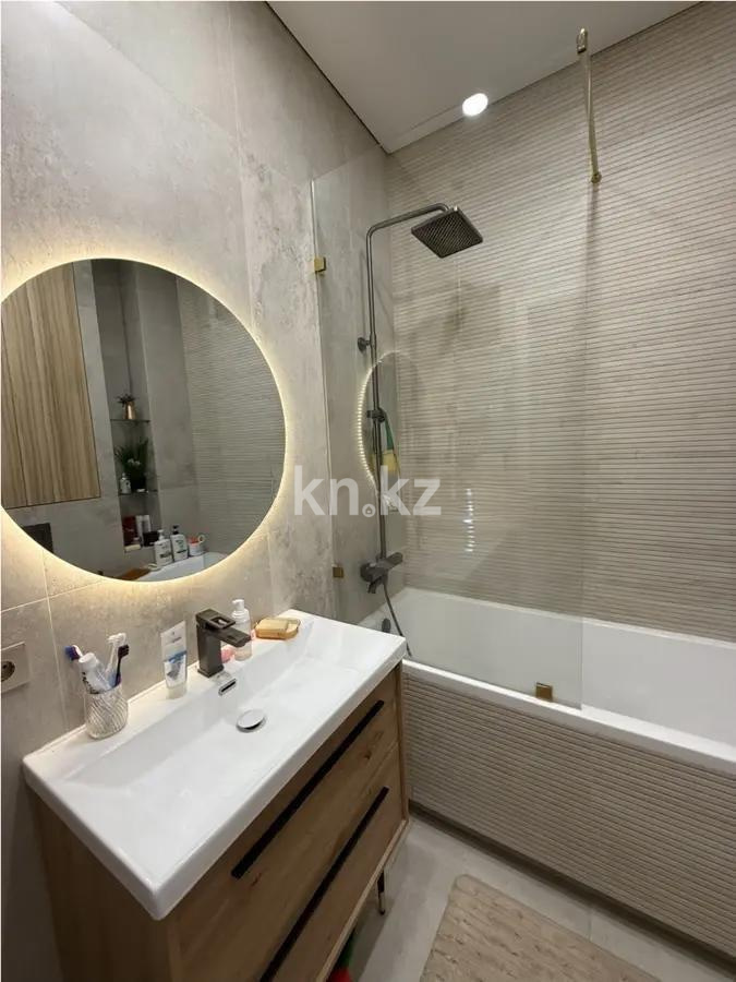 Продажа 3-комнатной квартиры, 100 м², пр. Абая, дом  165 в Алматы - фото 5