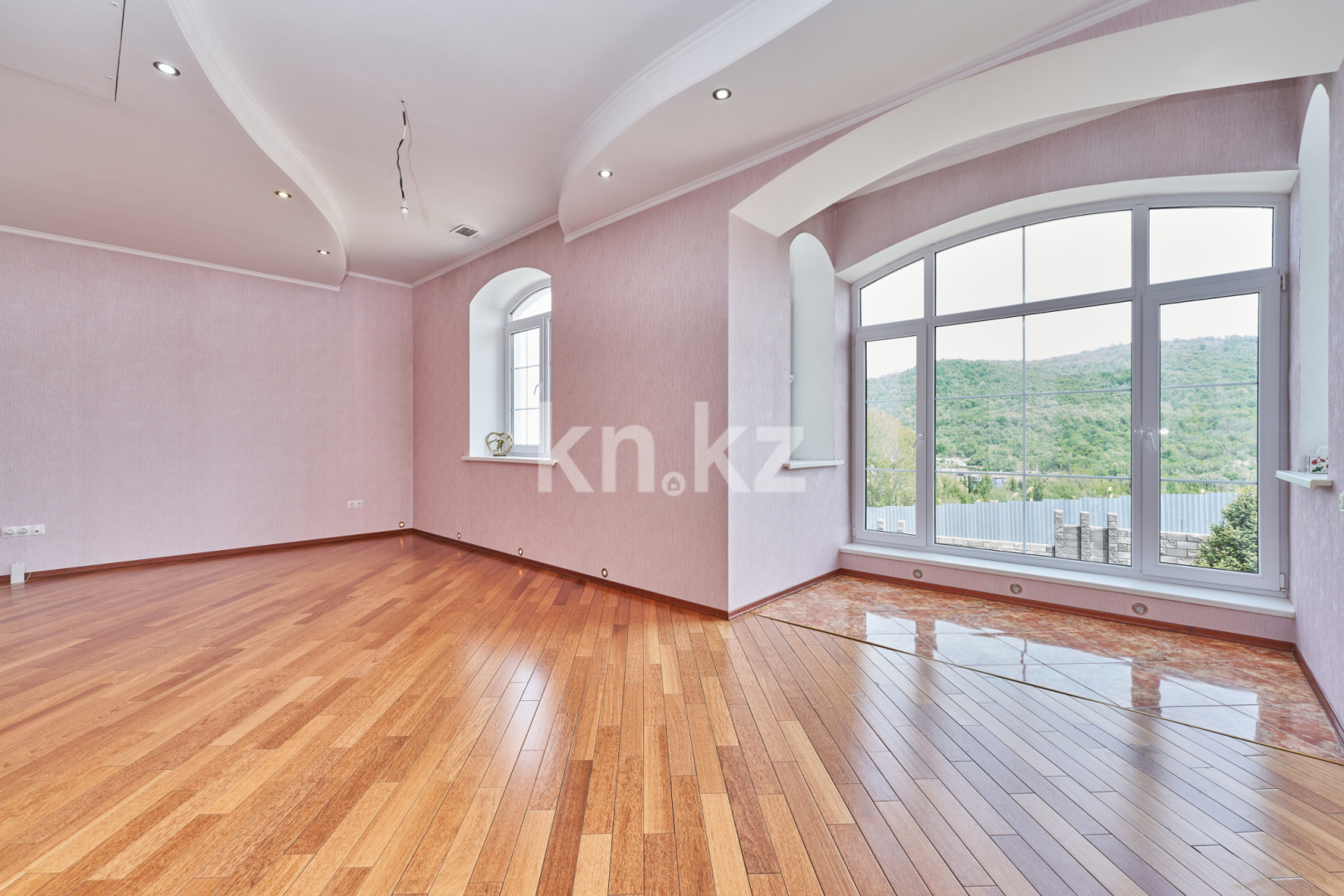 Продажа 10-комнатного дома, 805 м², ул. Ладушкина, дом  120/27 в Алматы - фото 17